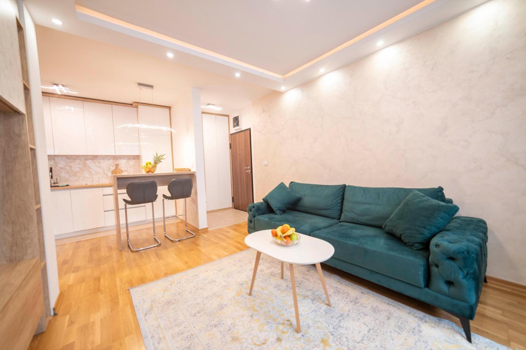 Apartment 5 Star Lukavica Esterno foto